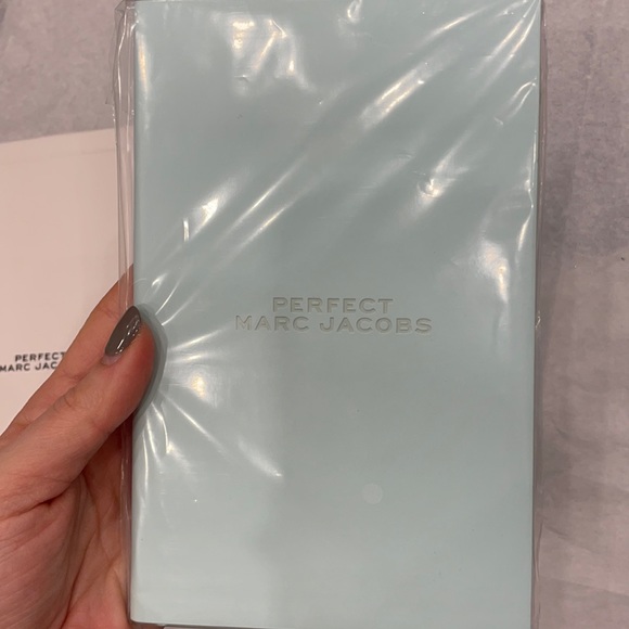 Marc Jacobs light blue notebook - Picture 1 of 4